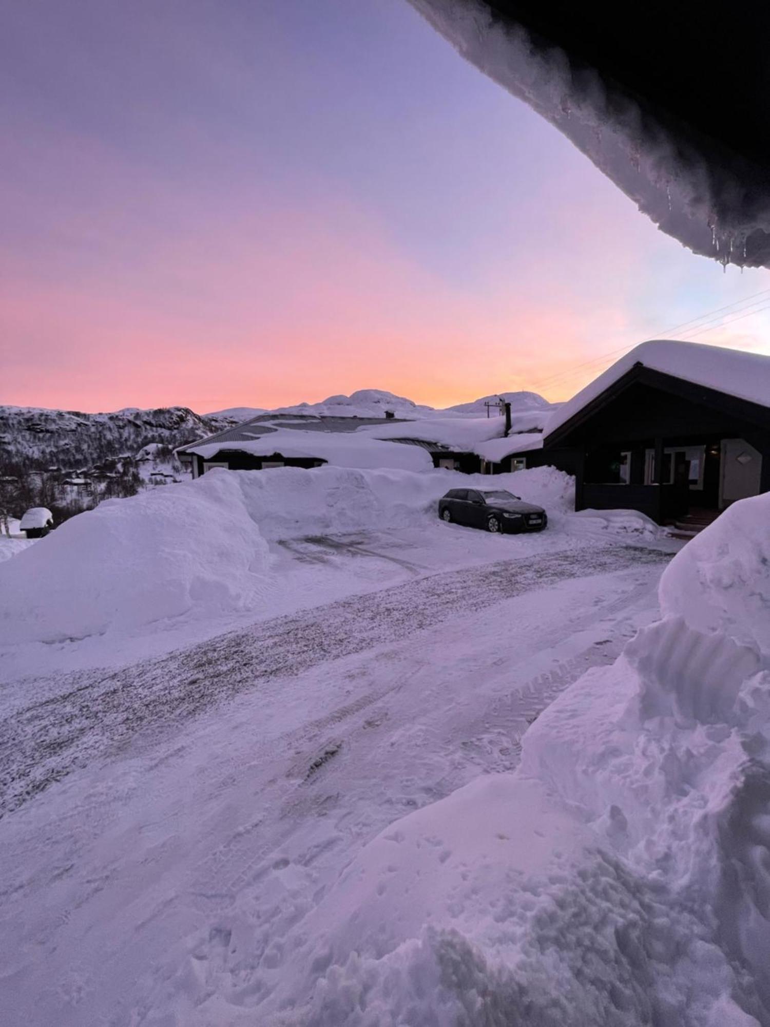 Gullingen Turistsenter Hotel Bagian luar foto